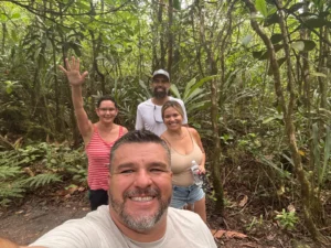 people-on-jaco-beach-tour